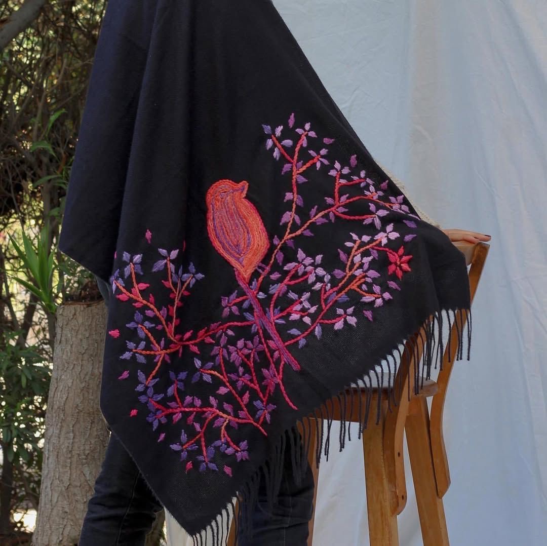 BLACK EMBROIDERED SHAWL