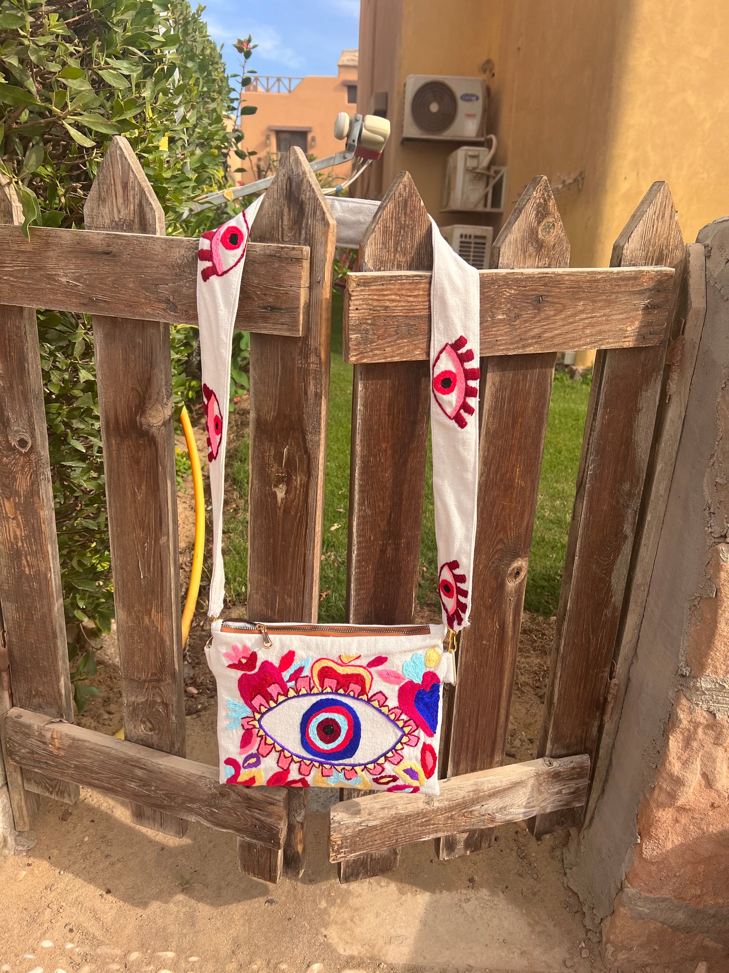 EYE SUMMER CROSS BAG